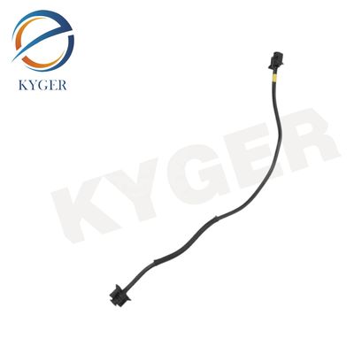 주문 LR024251 고품질 자동차 부품 확장 탱크 라디에이터 Hose BJ32-8C012-AC 온라인 제조