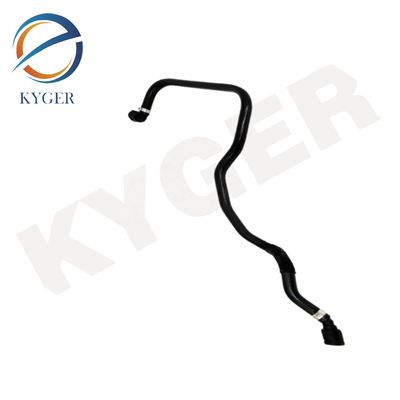 주문 KYGER 공장 핫 판매 자동차 엔진 시스템 고무 라디에이터 냉각 용액 후스 17128602600 온라인 제조