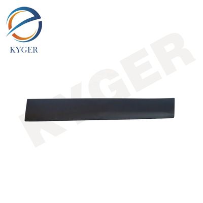 KYGER 고품질 자동차 부품 LR116796 앞 오른쪽 문 하부 Molding Fit For Land Rover Discovery Sport 2015 L550
