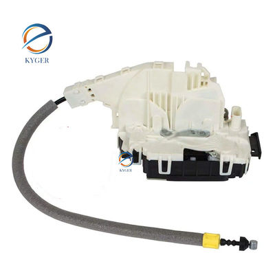 2047201535 Auto Part Door Lock  204 720 15 35 A2047201535 for Mercedes Benz W211 W212 Factory Direct Sale Car Accessories